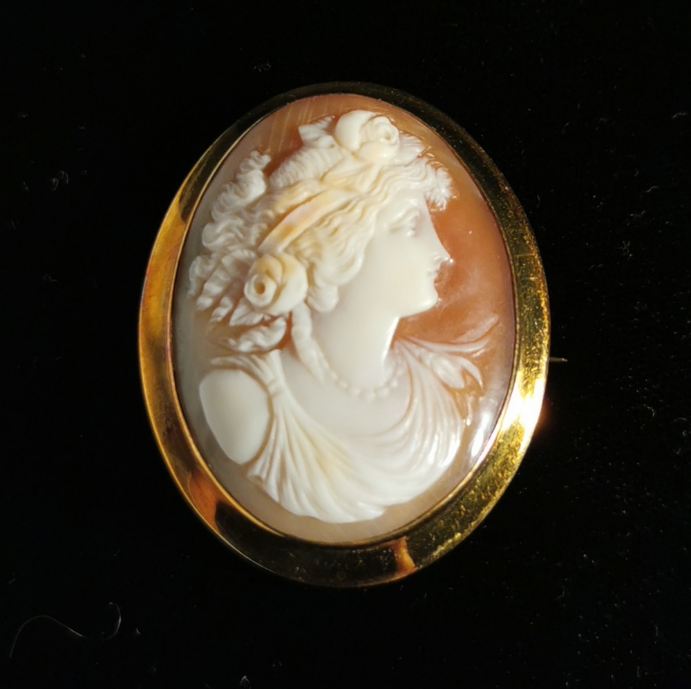 14k Gold (Stamped) Antique Brooch
